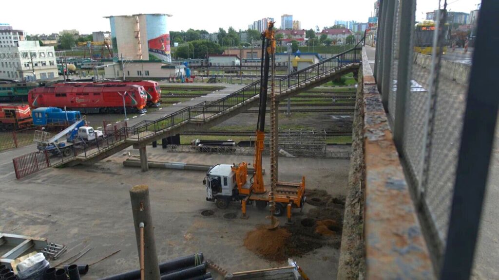 БКМ установка столбов в Беларуси аренда